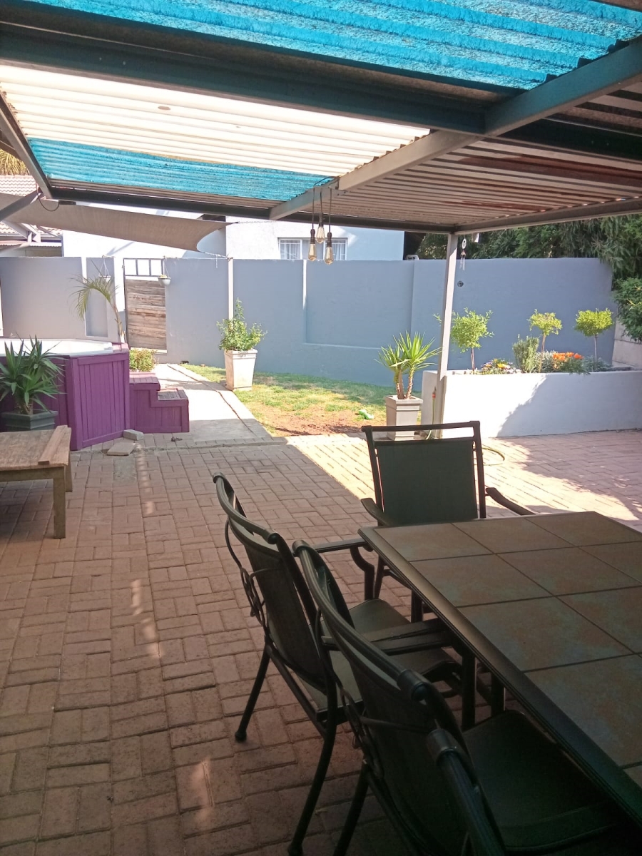 7 Bedroom Property for Sale in Bodorp North West